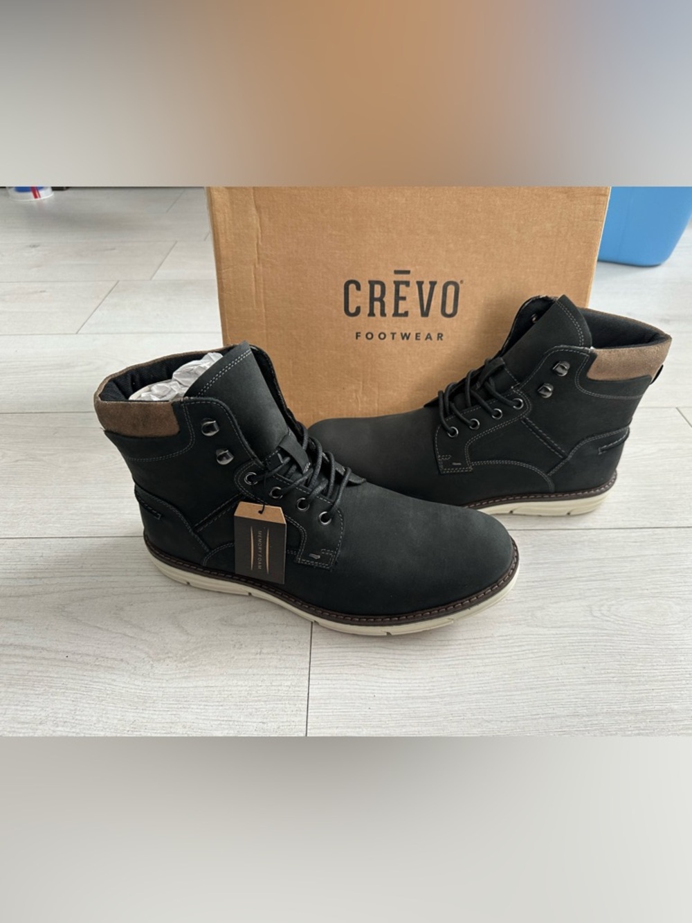 NEW crevo footwear boots-black
size 9.5